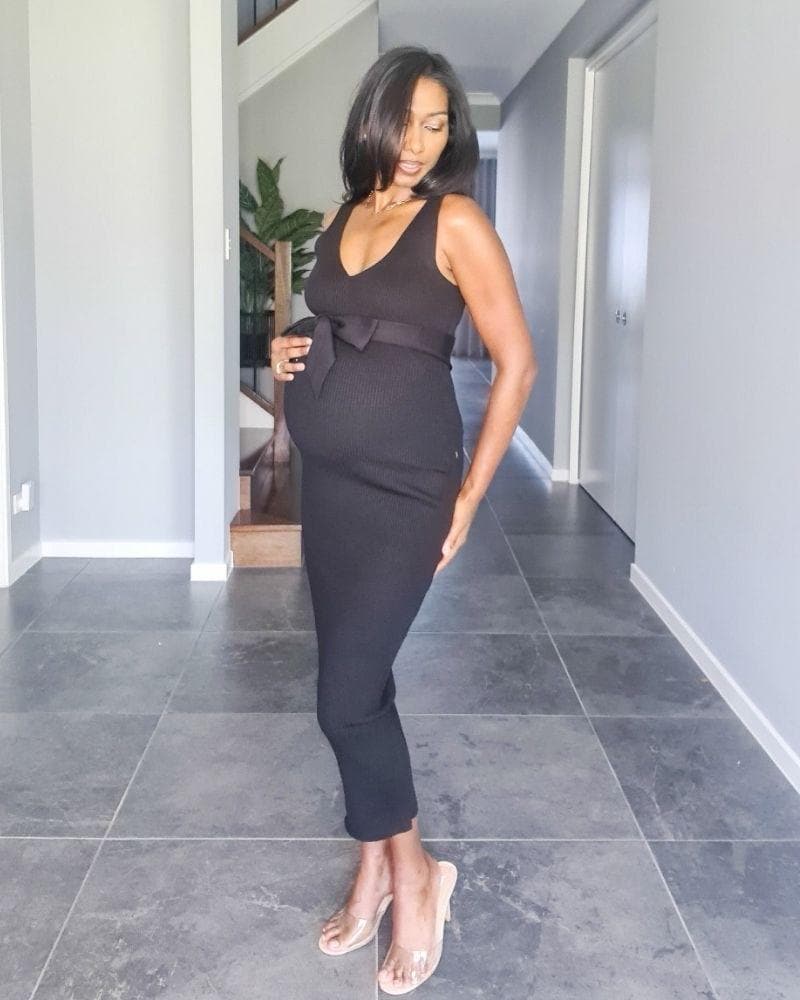 Chic Maternity Dress Nicole Knitted Bump Friendly Dress in Black